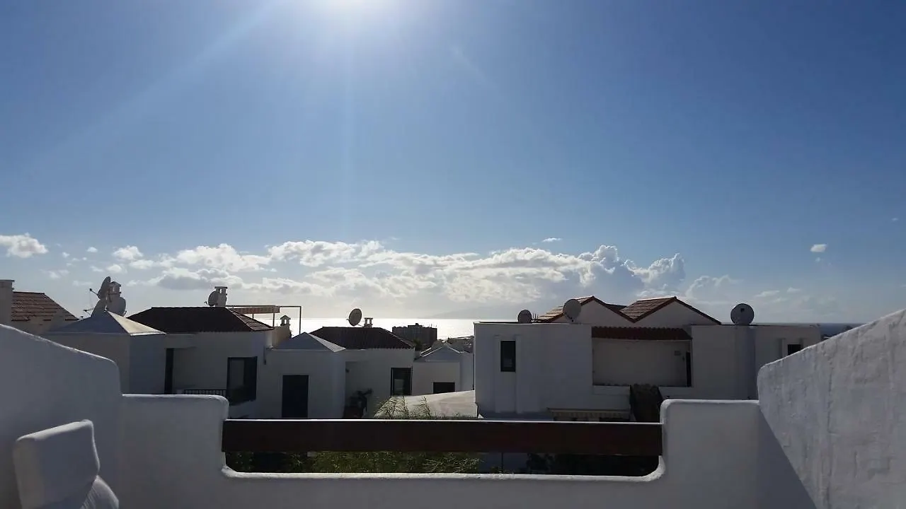 Charming Suite Ocean View Heated Pool Los Cristianos  Appartement